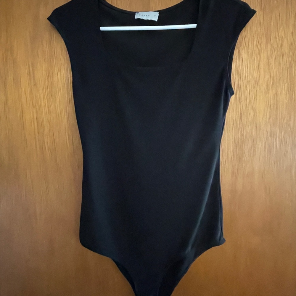 Black Sleeveless Fitted Bodysuit